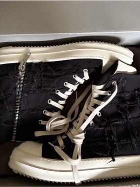 RICK OWENS DRKSHDW